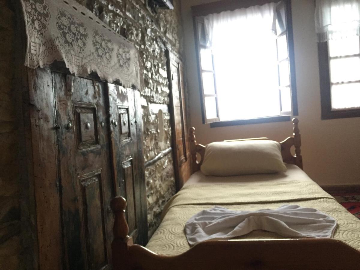 Guest House Salaria Gjirokastër 외부 사진