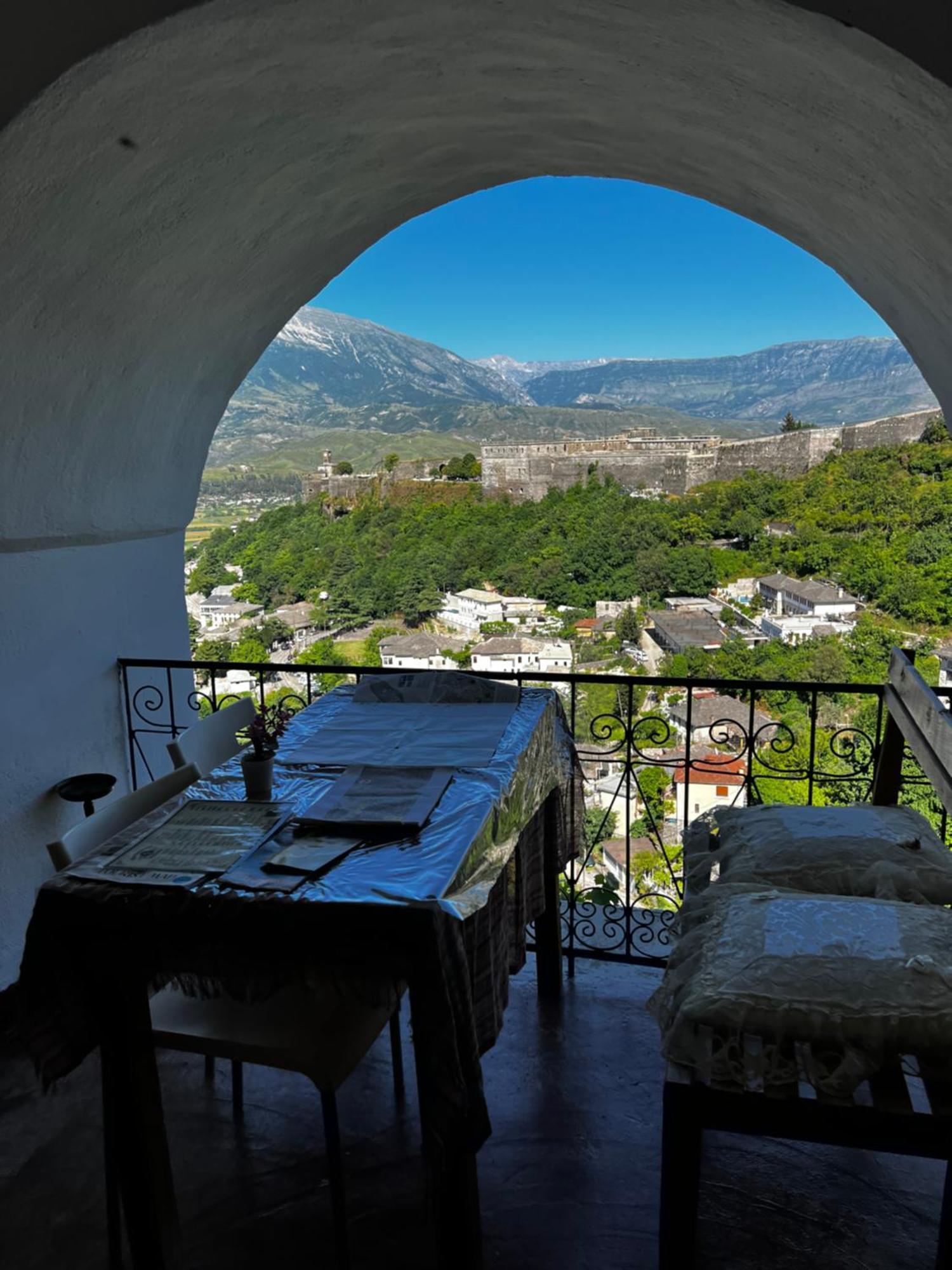 Guest House Salaria Gjirokastër 외부 사진