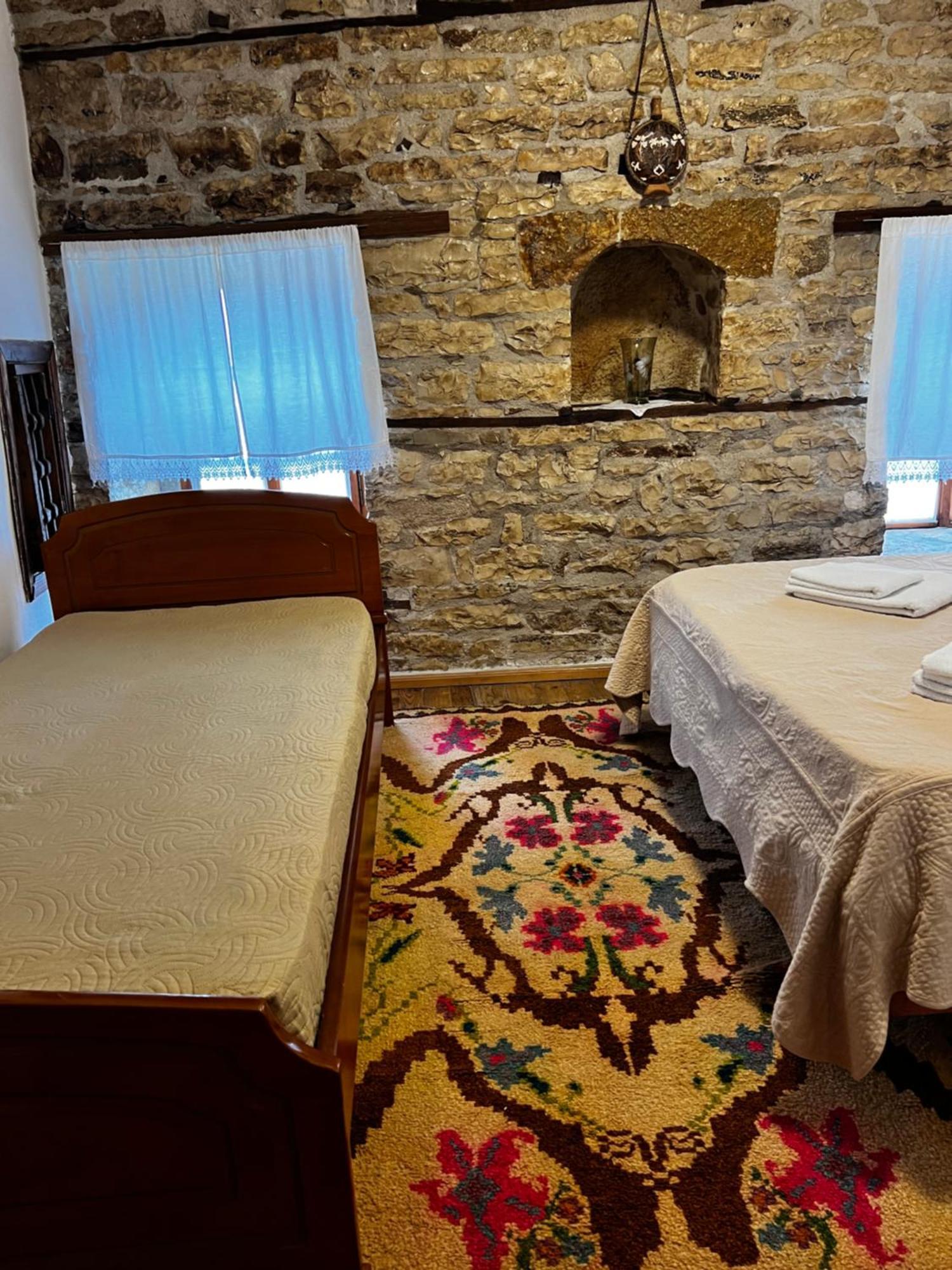 Guest House Salaria Gjirokastër 외부 사진